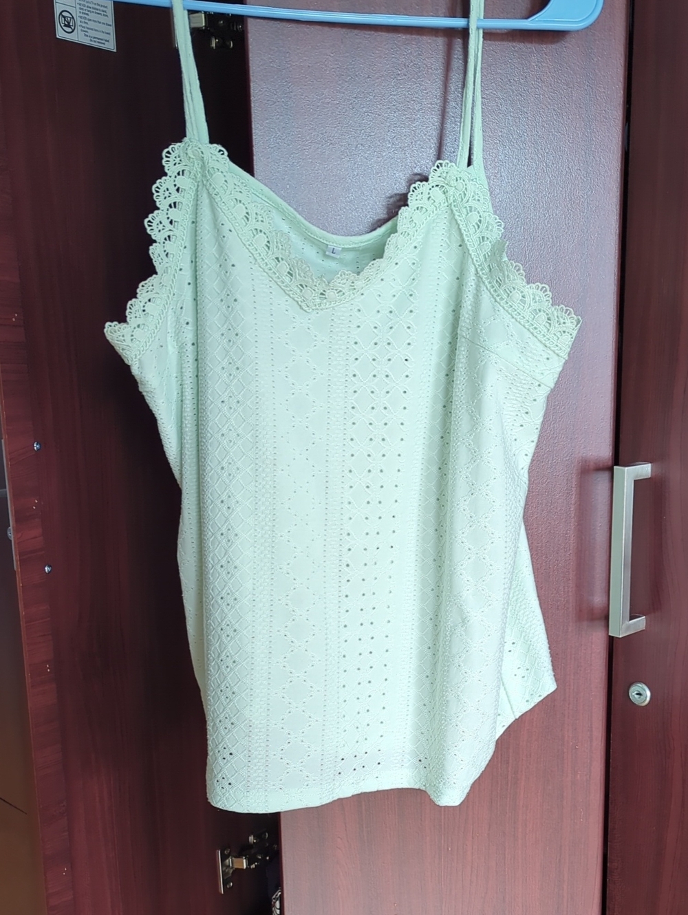 Lace-Trim Eyelet Camisole – Mint Green